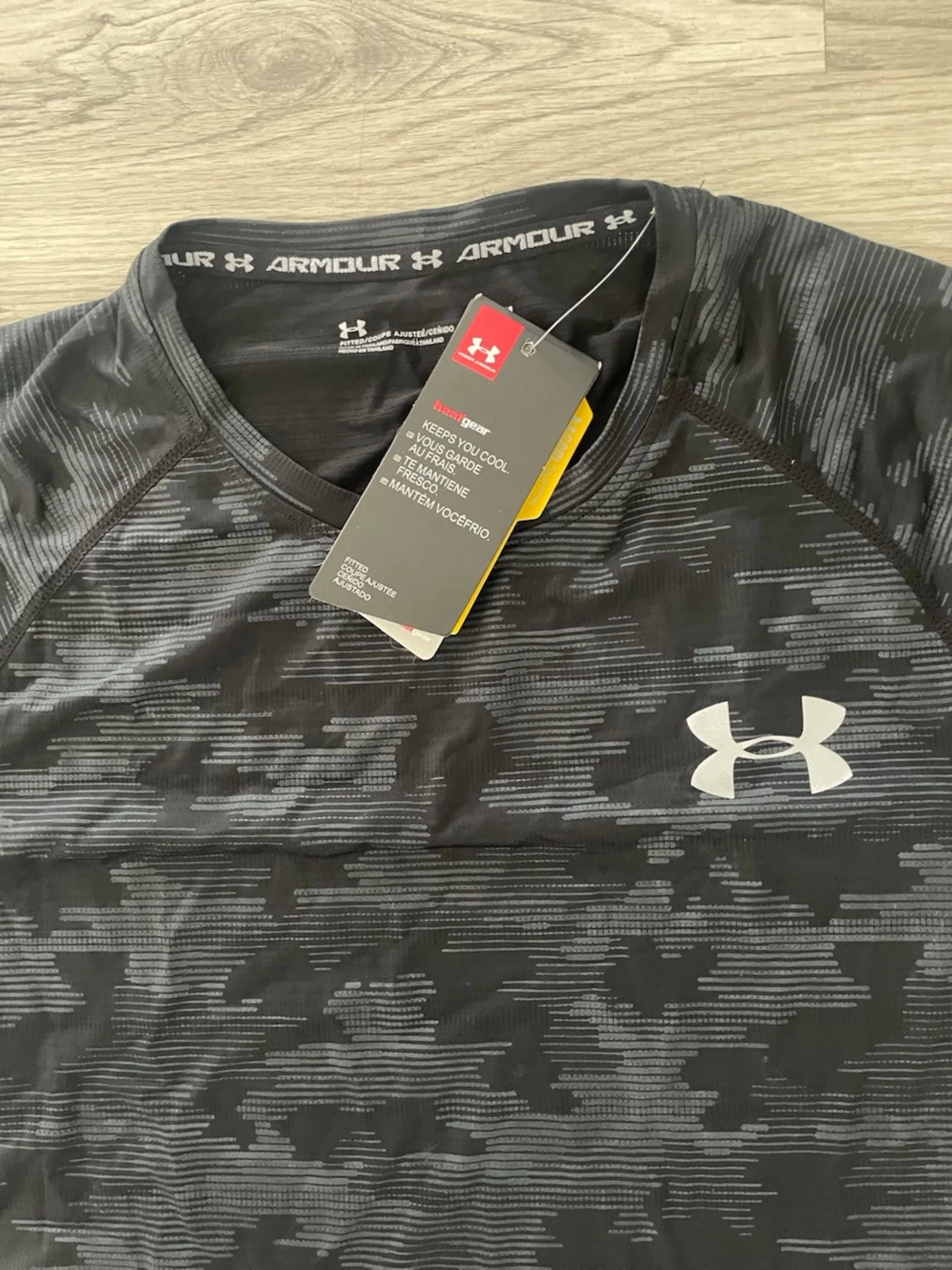 Svart tränings-tshirt från Under Armour - 2