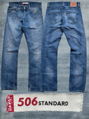 *Straight/Bootcut* Levi’s 506  - Ett par extremt snygga Levi’s jeans med en trevlig wash! Modellen kallas 506 och är rak med en gnutta bootcut! Storlek 31/34, utgå från måtten på sista bilden! Hör av dig vid frågor! 