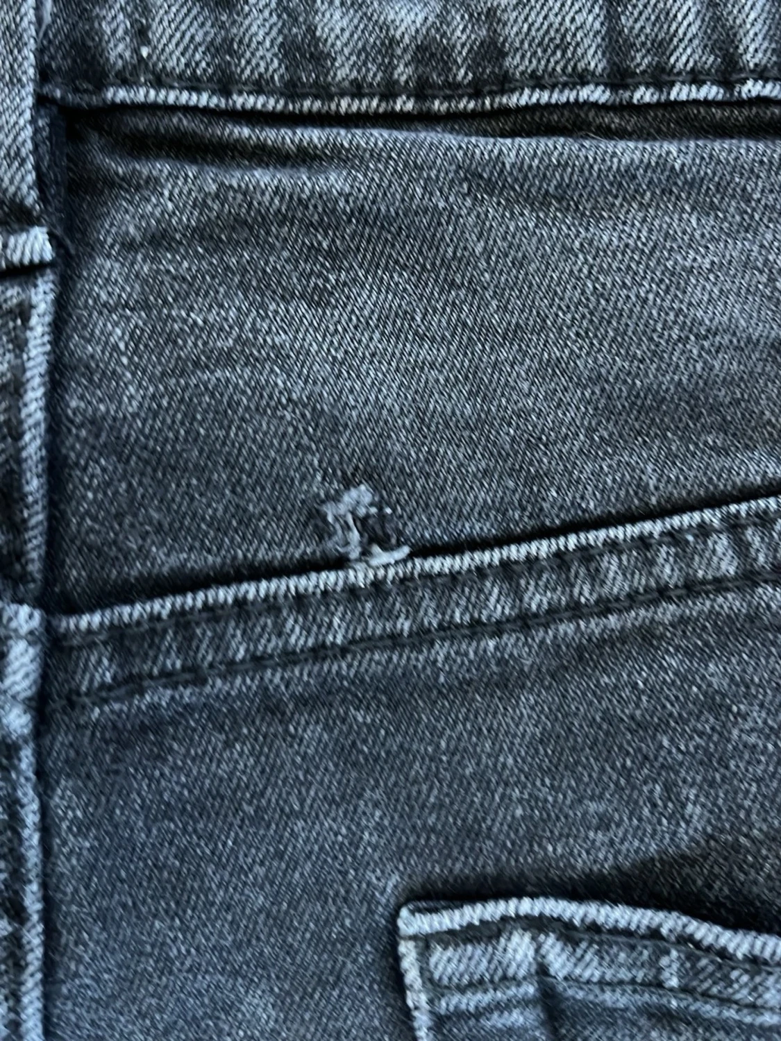 Mörkblå raka jeans - 3