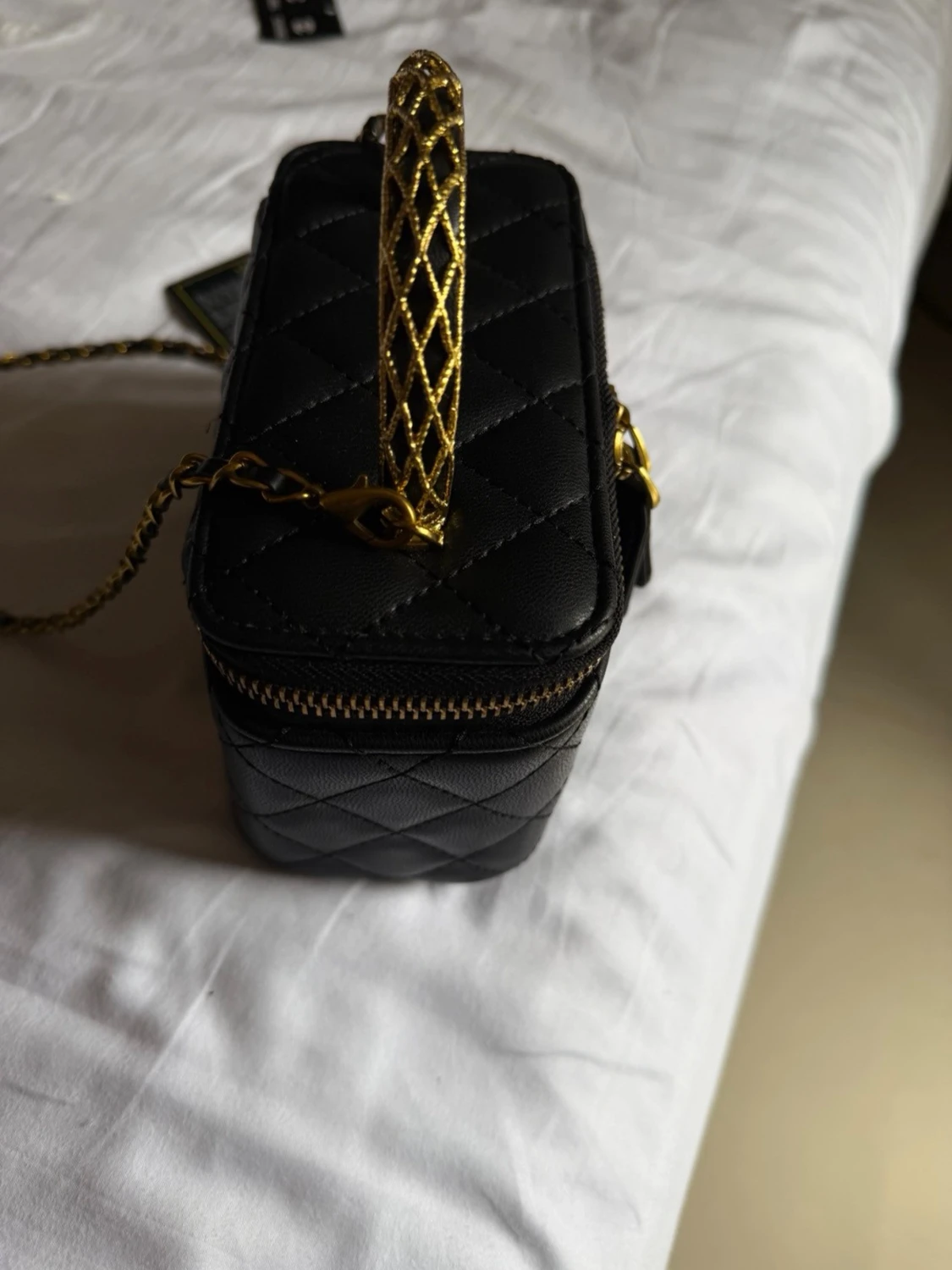 Svart quiltad handväska från Chanel - 5