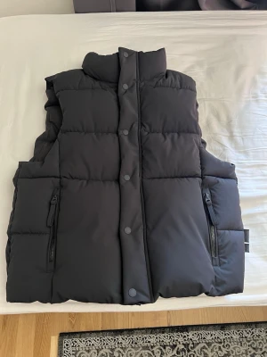 Zara väst  - Använder ej 