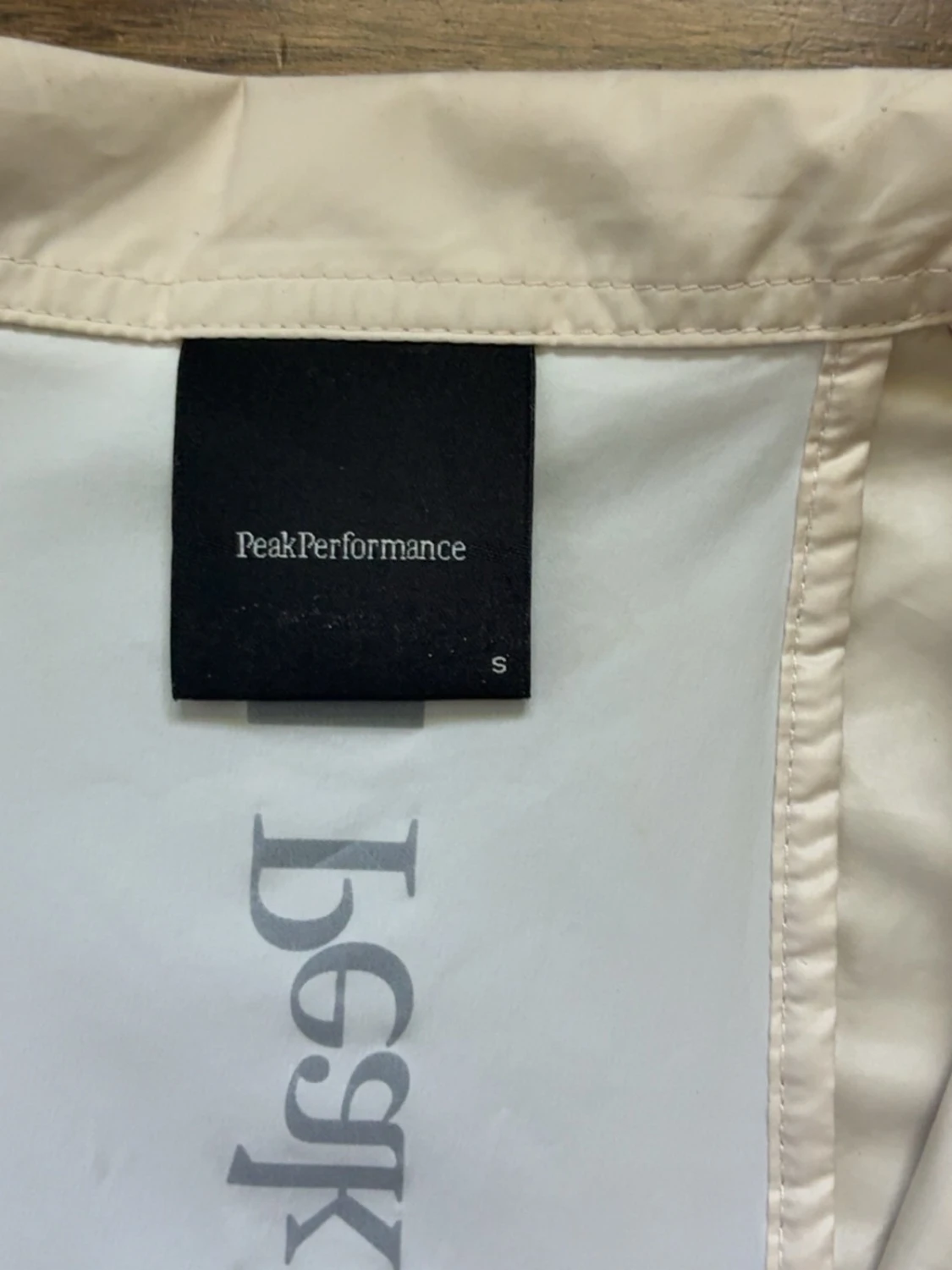 Beige väst från Peak Performance - 5