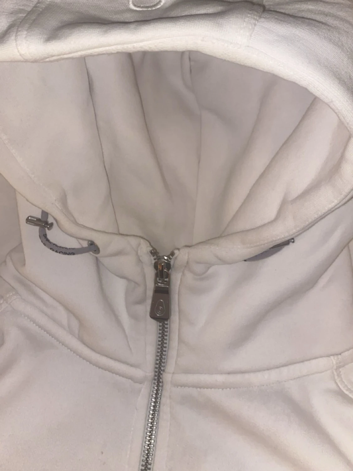 Vit hoodie från Sail Racing - 2