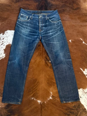 Dry LabBengt Nudie Selvage Lab 16 Dry BigBengt - Tjena! Säljer dessa riktigt ovanliga nudie jeans, byxorna är i nudies lab serie vilket är mer exklusiv, tyget är selvage och knapparna är i äkta silver, hör av dig vid funderingar!🙌