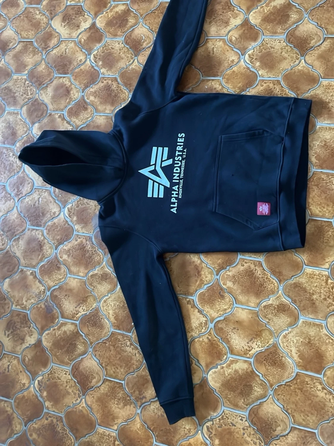 Svart hoodie Alpha Industries - 1