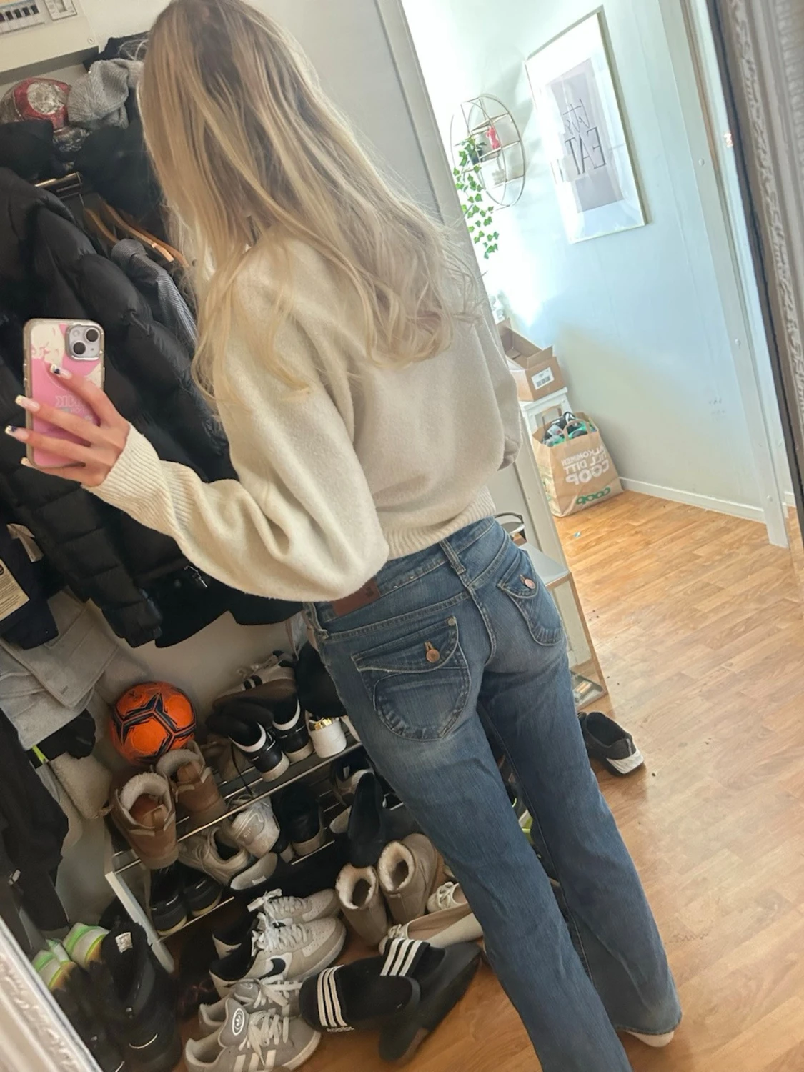 Blå lowwaist bootcut jeans med fickdetaljer - 1