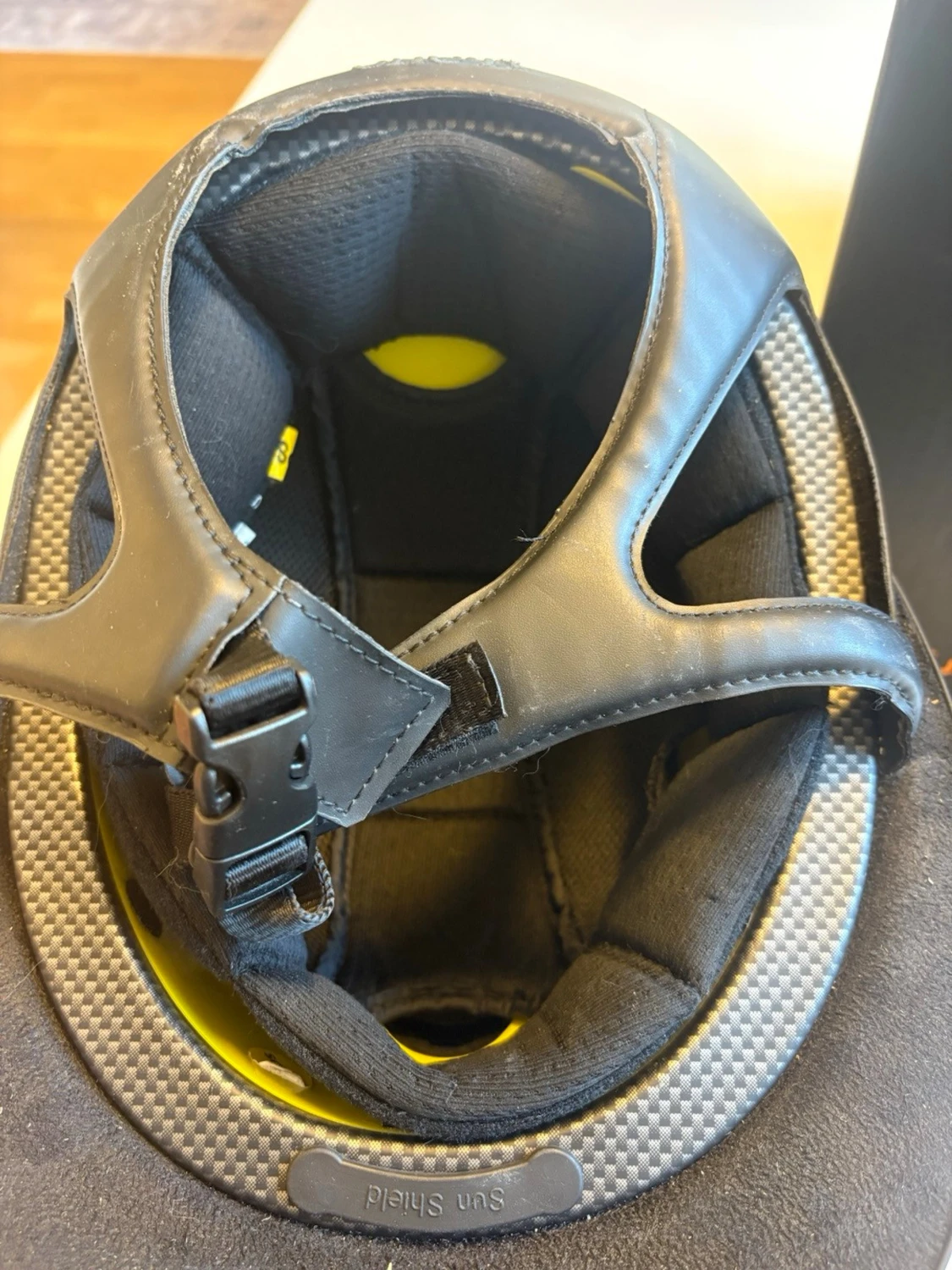 OneK ridhjälm mips och solskärm - 2