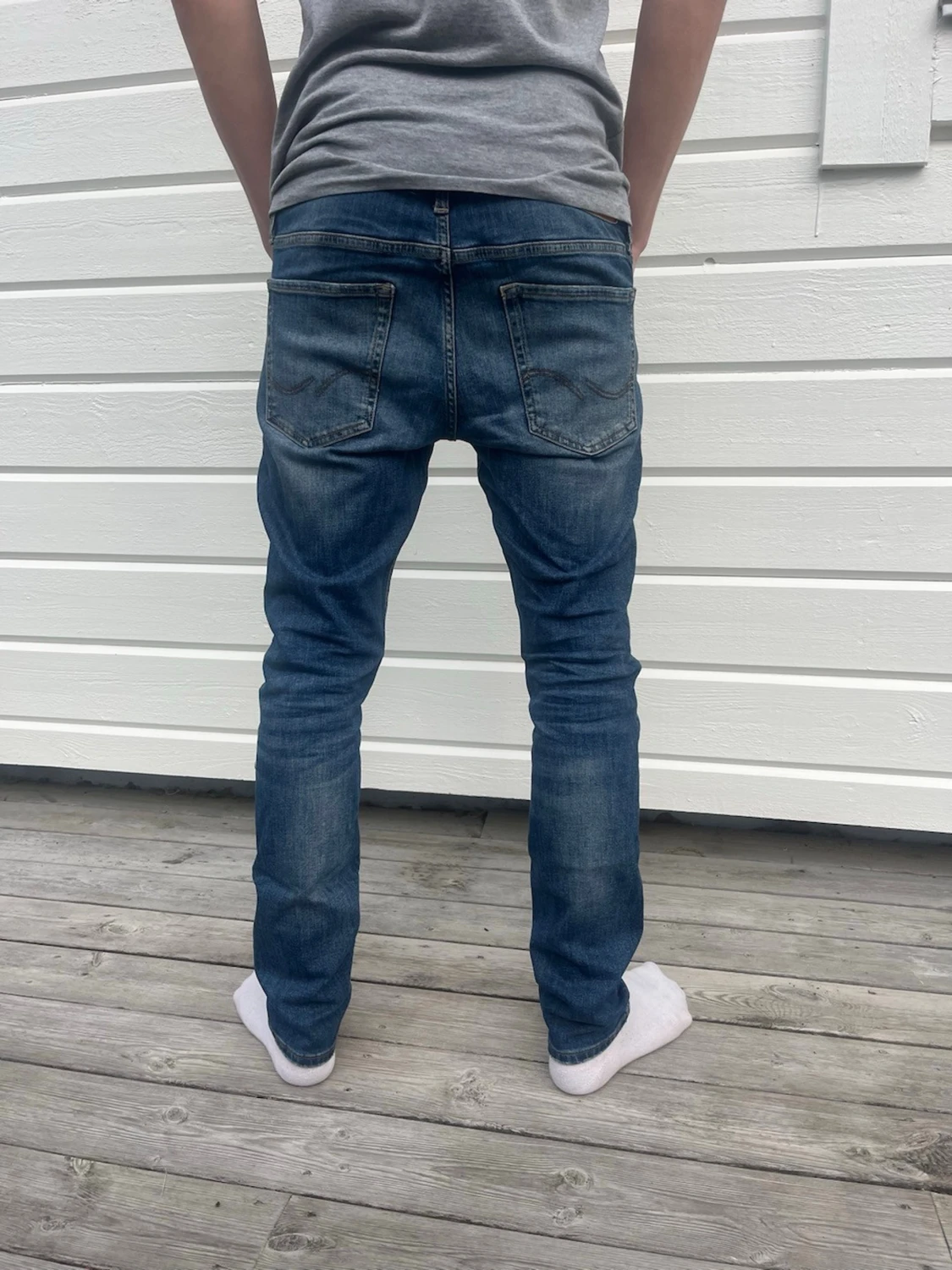 Jack & Jones blå jeans med slitningar - 1