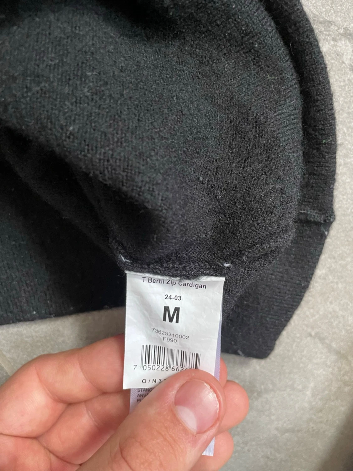 Full zip  - 3