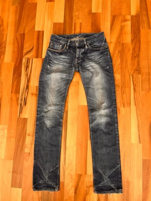 Selvedge Hysteric Glamour Jeans - Selvedge Jeans från Hysteric Glamour i storlek 28/32. Se mått och skicka gärna bud. Dm för mer bilder.