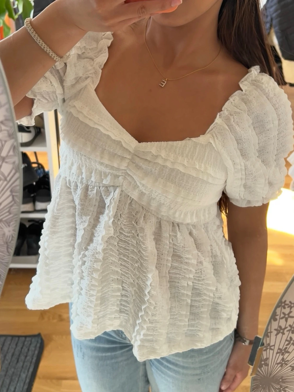 Vit puffärmad blus med struktur - 1