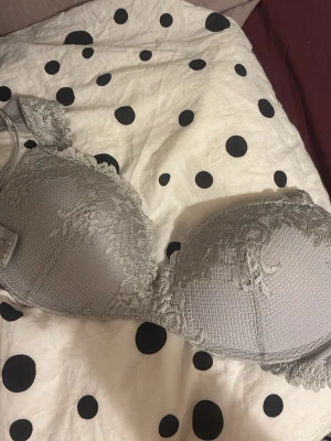 Intimissmi bh - helt ny med prislapp kvar!