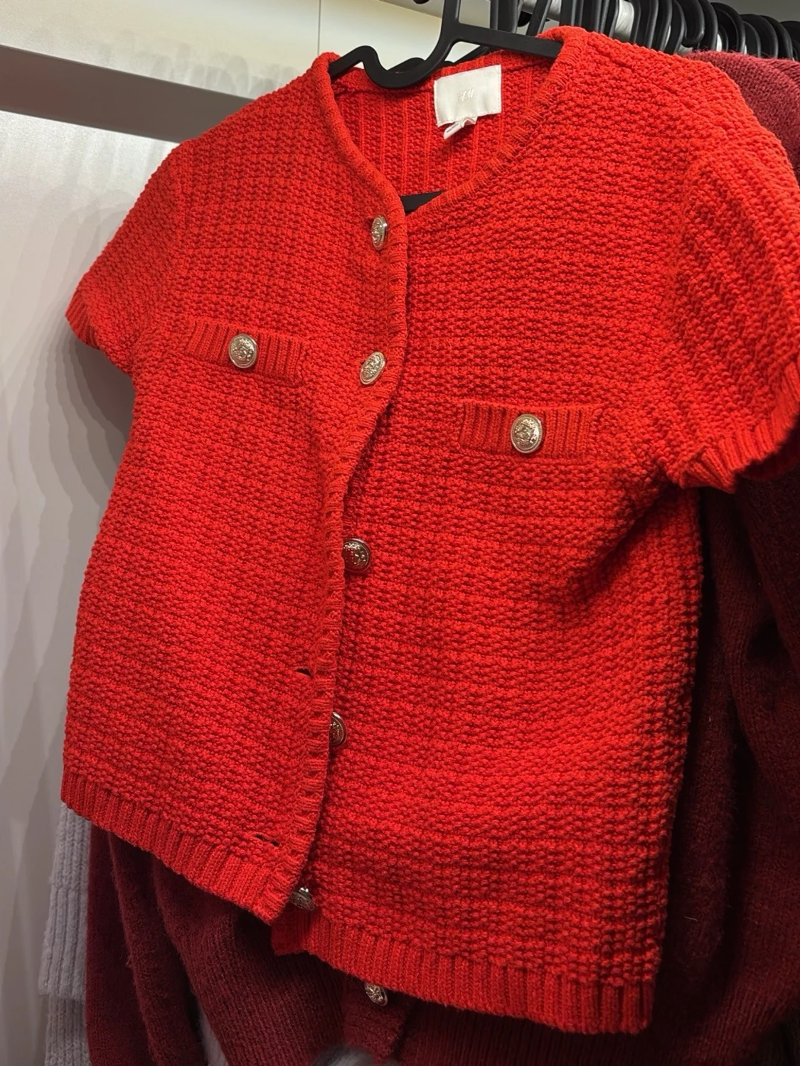 Röd kortärmad kofta från H&M