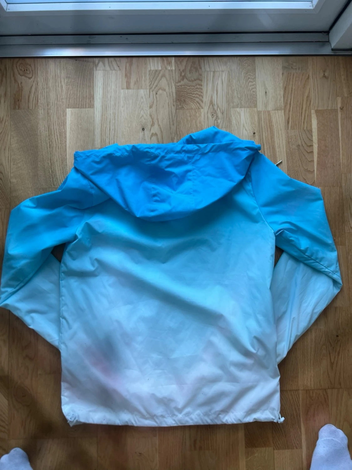 Blåvit vindjacka från Le Nörd - 1