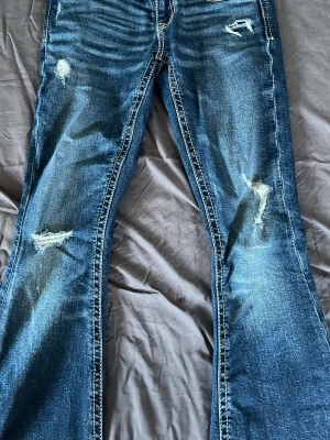 Jeans - Säljer ett par jeans från Gina Tricot därför att jag har massa andra jeans och använder inte längre dessa💗