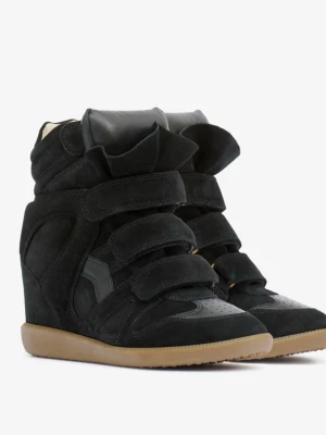 ISABEL MARANT  - Tänkte kika intresset på mina isabell marant, använda fåtal gånger, skicket är som ny🌸 Skriv till mig vid intresse