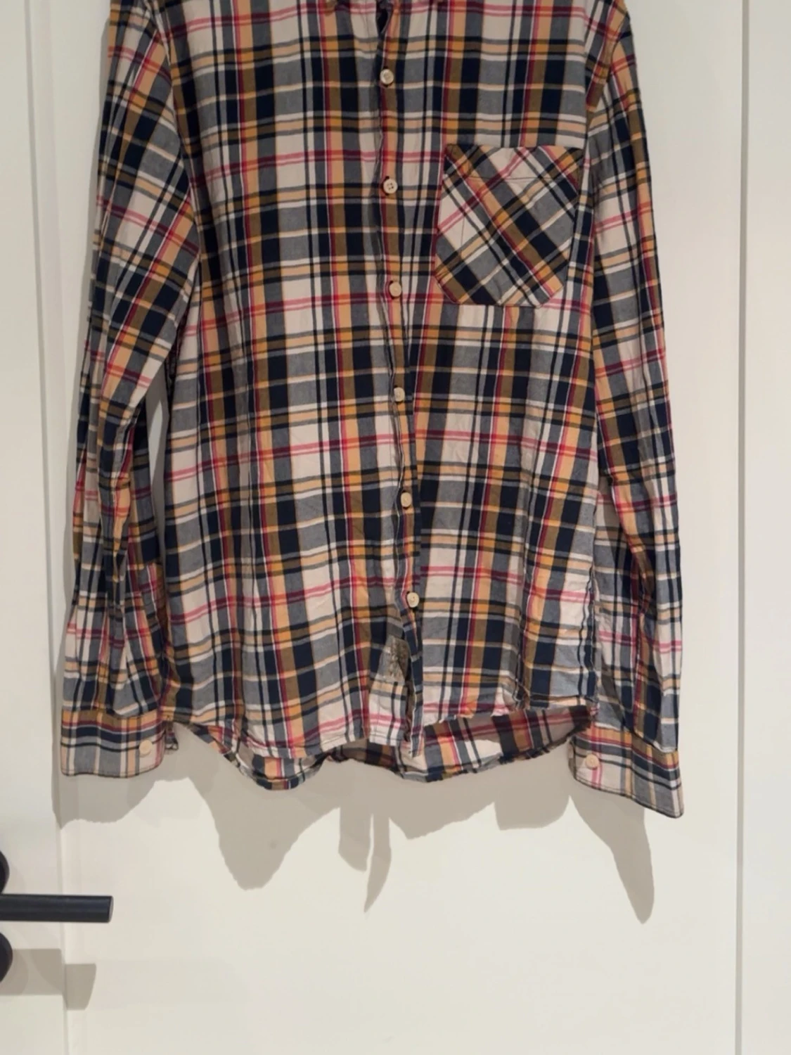 Rutig långärmad skjorta i bomull