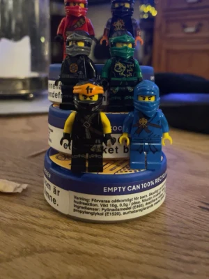 Lego Ninjago minifigurer - Kan byta