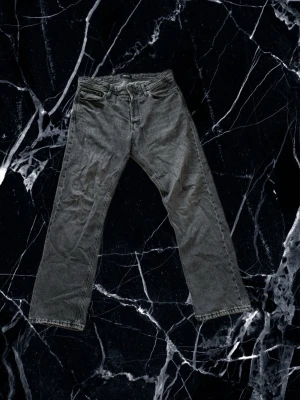 Jack & Jones Jeans [Chris] - Tja, säljer ett par sköna jeans från Jack & Jones i modellen Chris i storlek W33 L32. Hör av er om det finns några frågor 😁