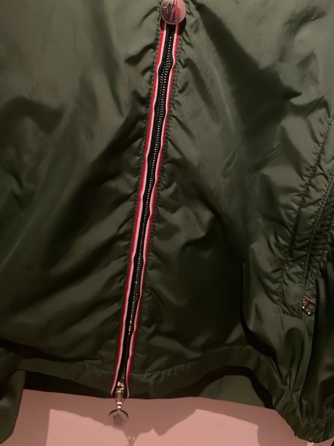 Grön vindjacka från Moncler - 4