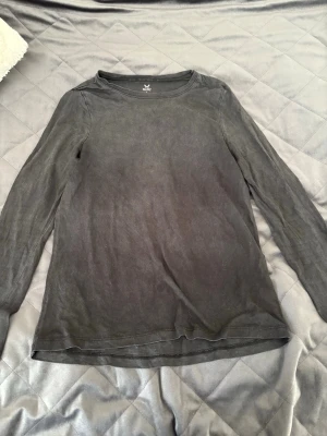Långärmad  - Fin långärmad i ett mycket bra skick 