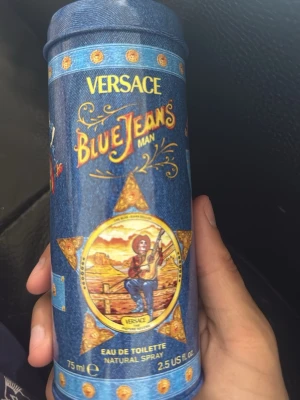 Versace Blue Jeans 50ml - 50ML kvar