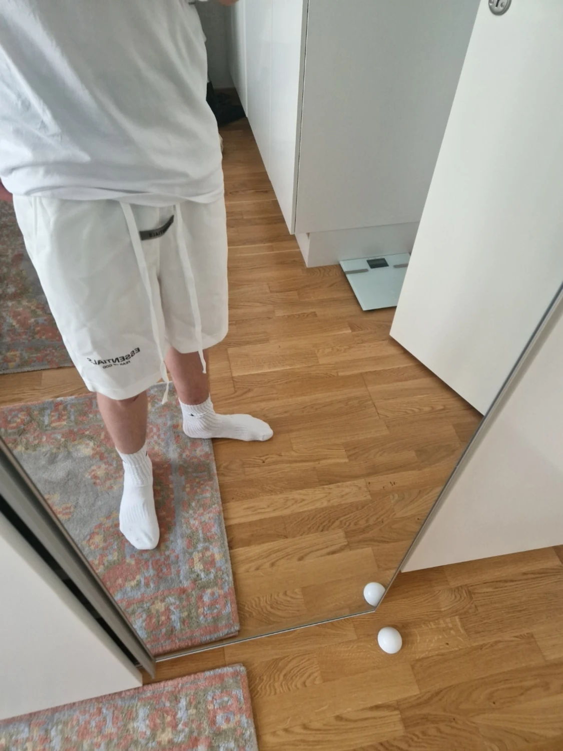 Essentials shorts  - 1