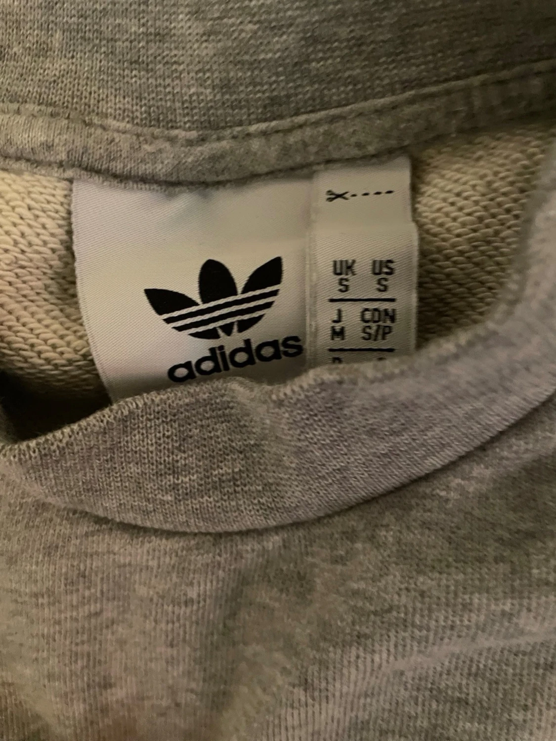 Grå sweatshirt från Adidas - 1