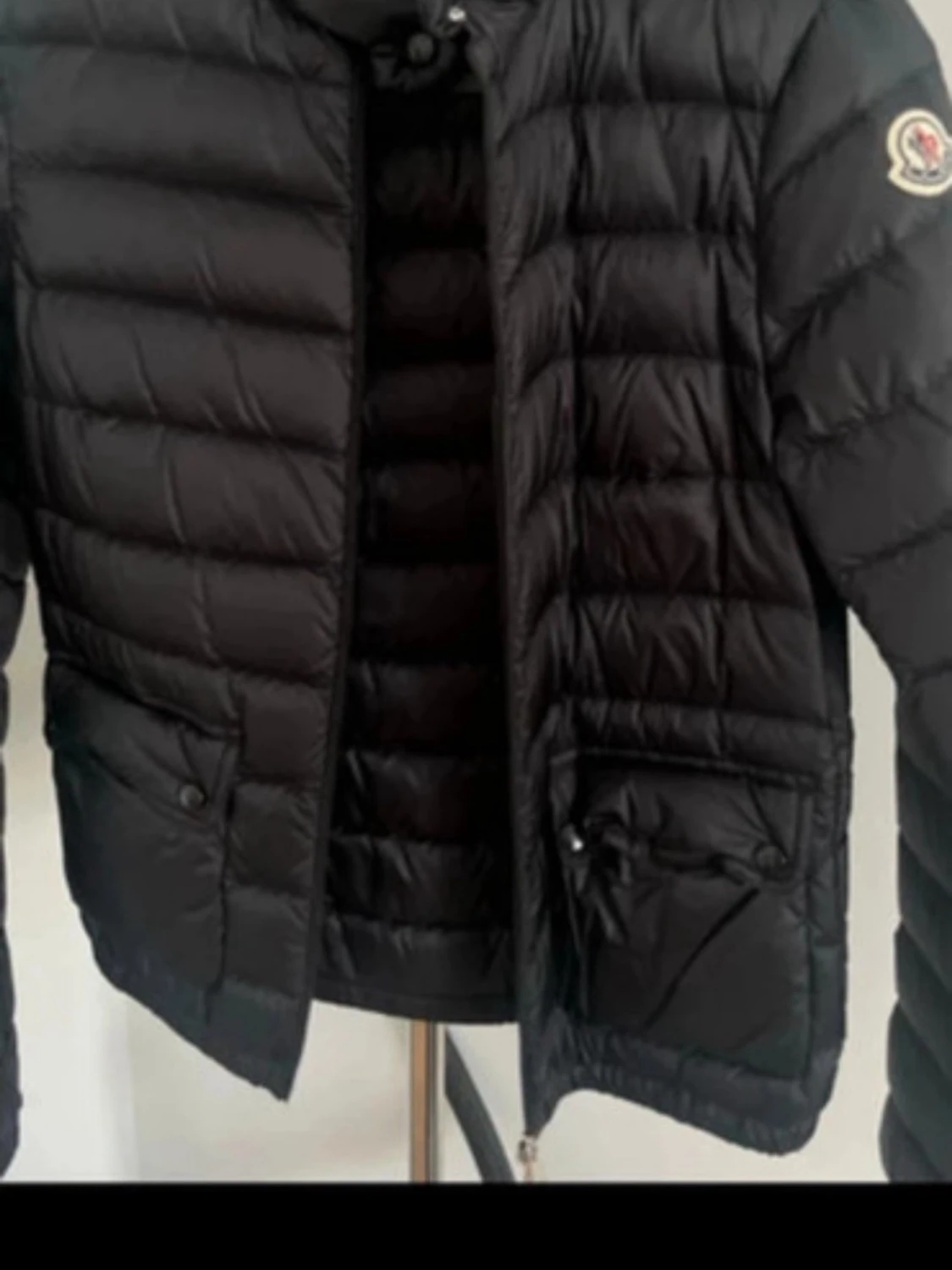 Svart dunjacka från Moncler Lans xxs svart  - 1