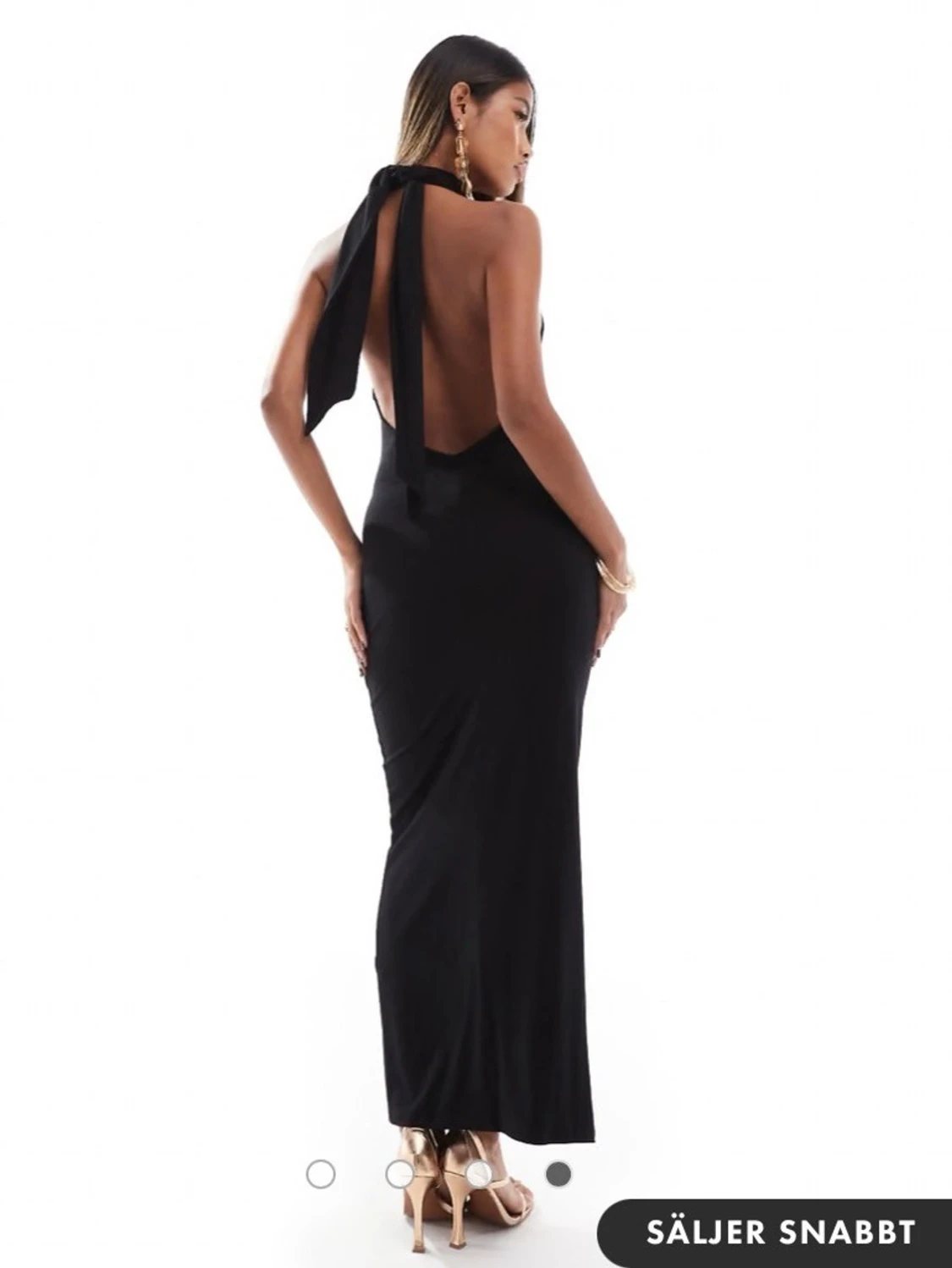Svart långklänning med halterneck - 3