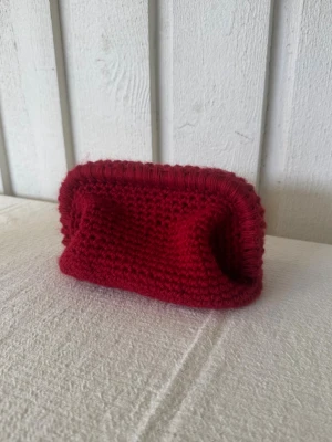Röd clutch  - Röd fin clutch! 
