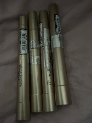 4 st telescopic  - 4 st mascara telescopic loreal paris 8.4 Ml svart färg ❤️