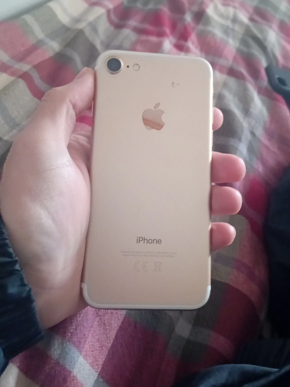iPhone 7 - 2