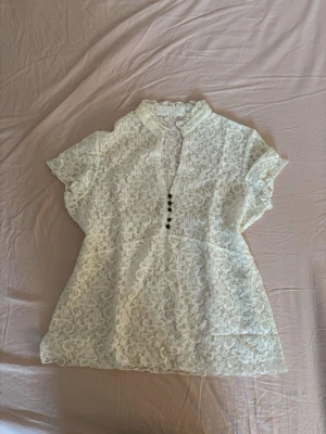 Spetströja - Vintage spetströja strl M