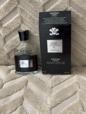 Aventus creed 100 ml - Dm för mer info! Luktar precis likadant.