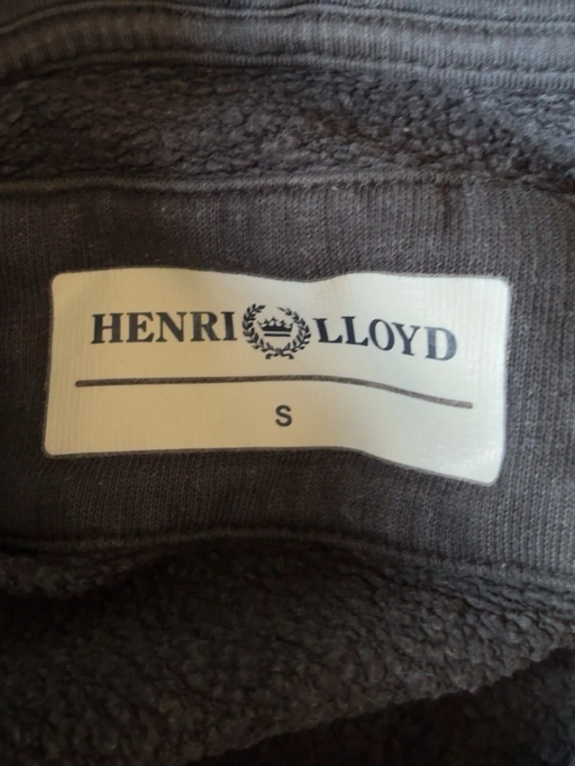 Svart hoodie från Henri Lloyd - 2