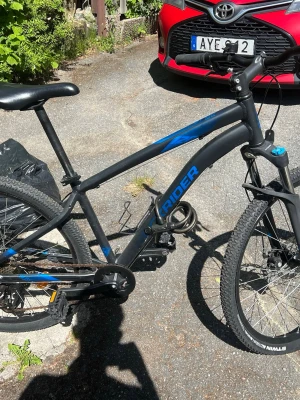 Cykel Rockrider st120 - Rockrider st120 cykel. Funkar perfekt, använder bara inte den. 