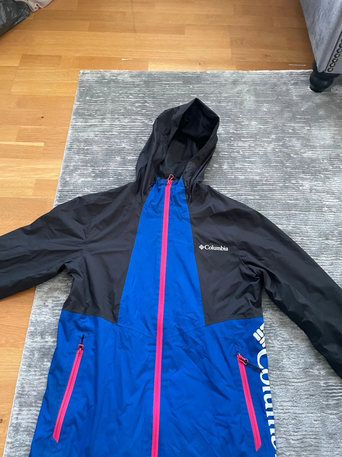 Blå och svart vindjacka från Columbia - 1