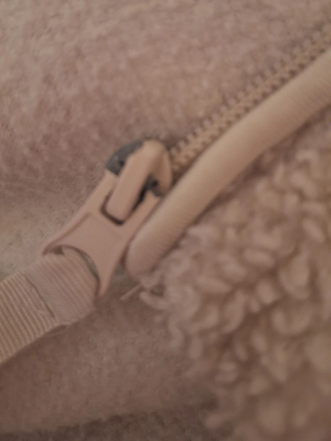 Beige teddyjacka med dragkedja - 2