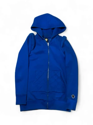 20471120 Hyoma zip-up hoodie - Fin tröja från 20471120, med hyoma loggan på ärmen, den är storlek S och är i bra skick, Pris kan diskuteras