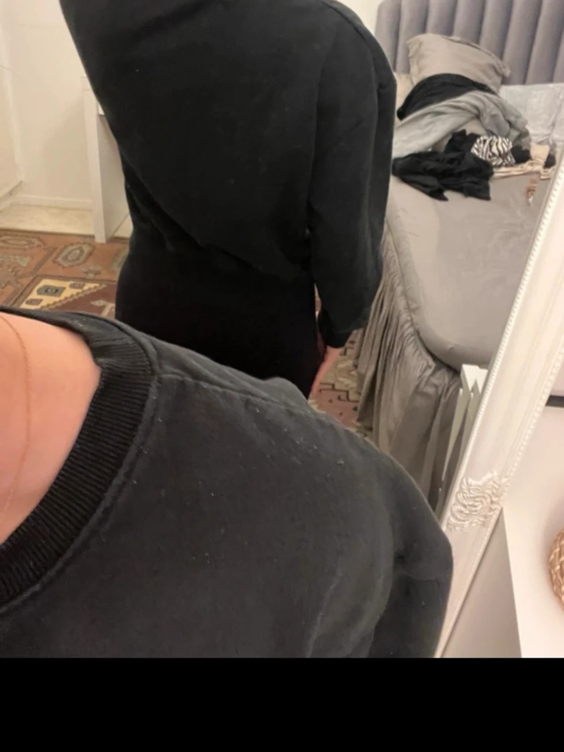 Svart oversized hoodie - 1