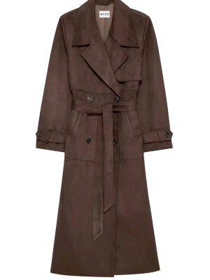Brun trenchcoat från NA-KD - Helt oanvänd med prislapp ! Stilren brun trenchcoat från NA-KD med klassisk dubbelknäppning, breda slag och knytskärp i midjan. Lång modell med fickor och dekorativa knappar vid ärmsluten. Tillverkad i ett mjukt material som ger en lyxig känsla.