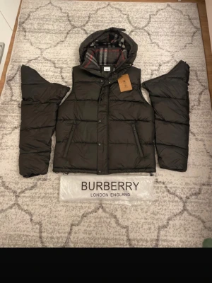 Burberry jacka  - Storlek M