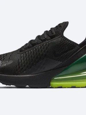 Nike Air Max 270 svart/grön - Snygga Nike Air Max 270 sneakers i svart mesh med en stor grön Air Max-sula. Skon har en sportig siluett, diskret Swoosh-logga och detaljer i plast. Perfekt för dig som gillar streetwear och vill ha något som sticker ut.