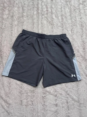 Under Armour Shorts XL - Mycket bra skick