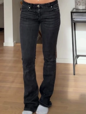 jeans - snygga svarta jeans 💕