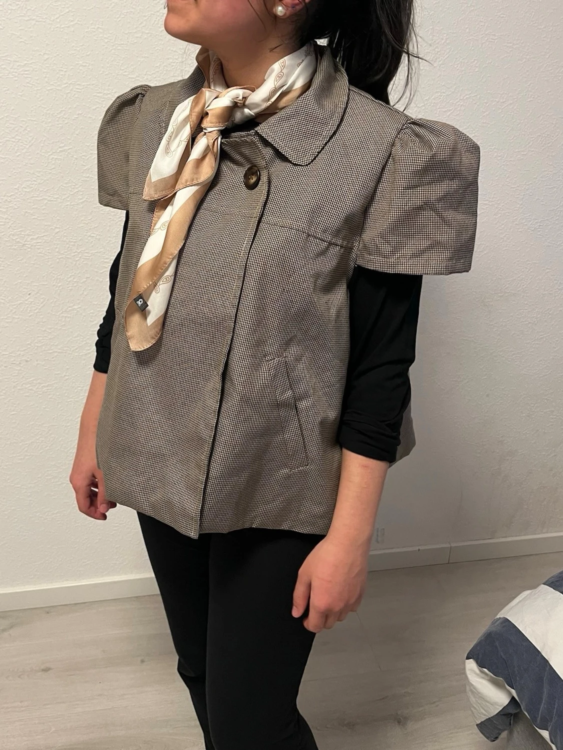 Rutig overshirt med puffärm