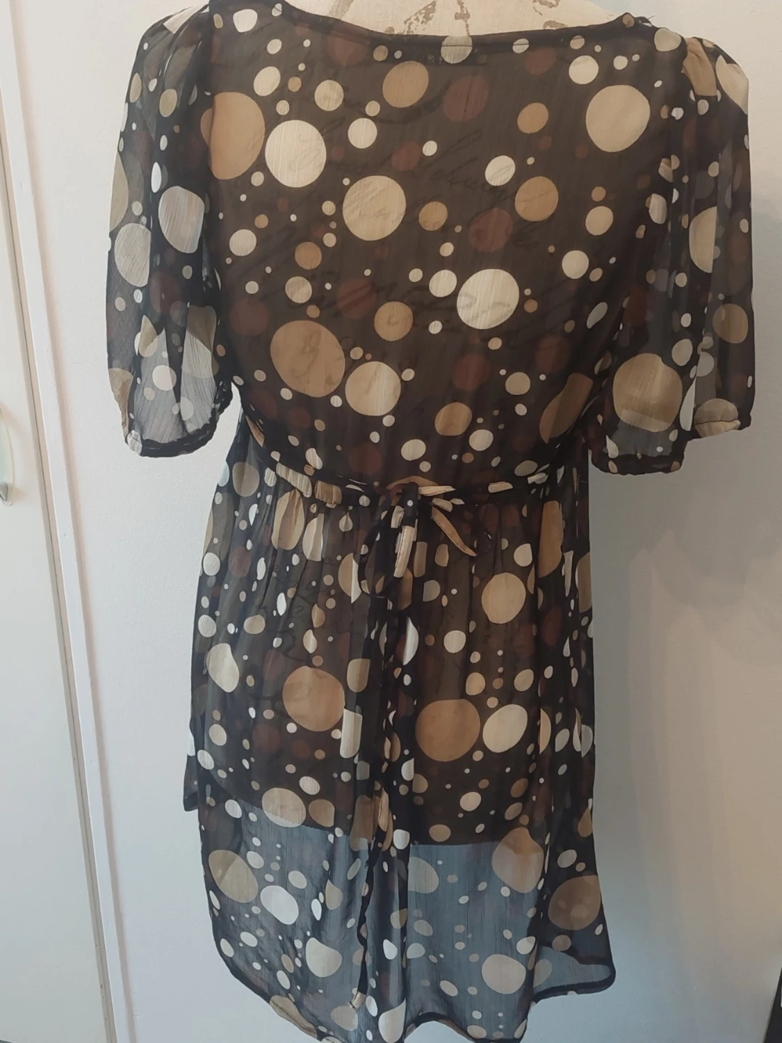 Svart transparent prickig blus - 1