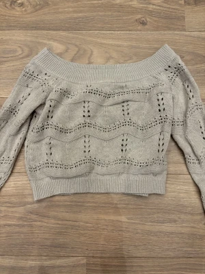 Stickad topp - Söt stickad tröja, använd 2 ggr!