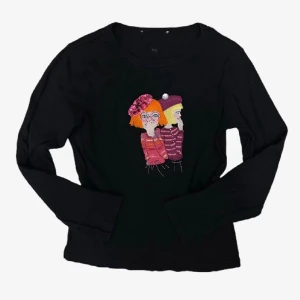 Långärmad topp med tryck - Svart långärmad topp med gulligt tryck❤️ funkar nog xs-s